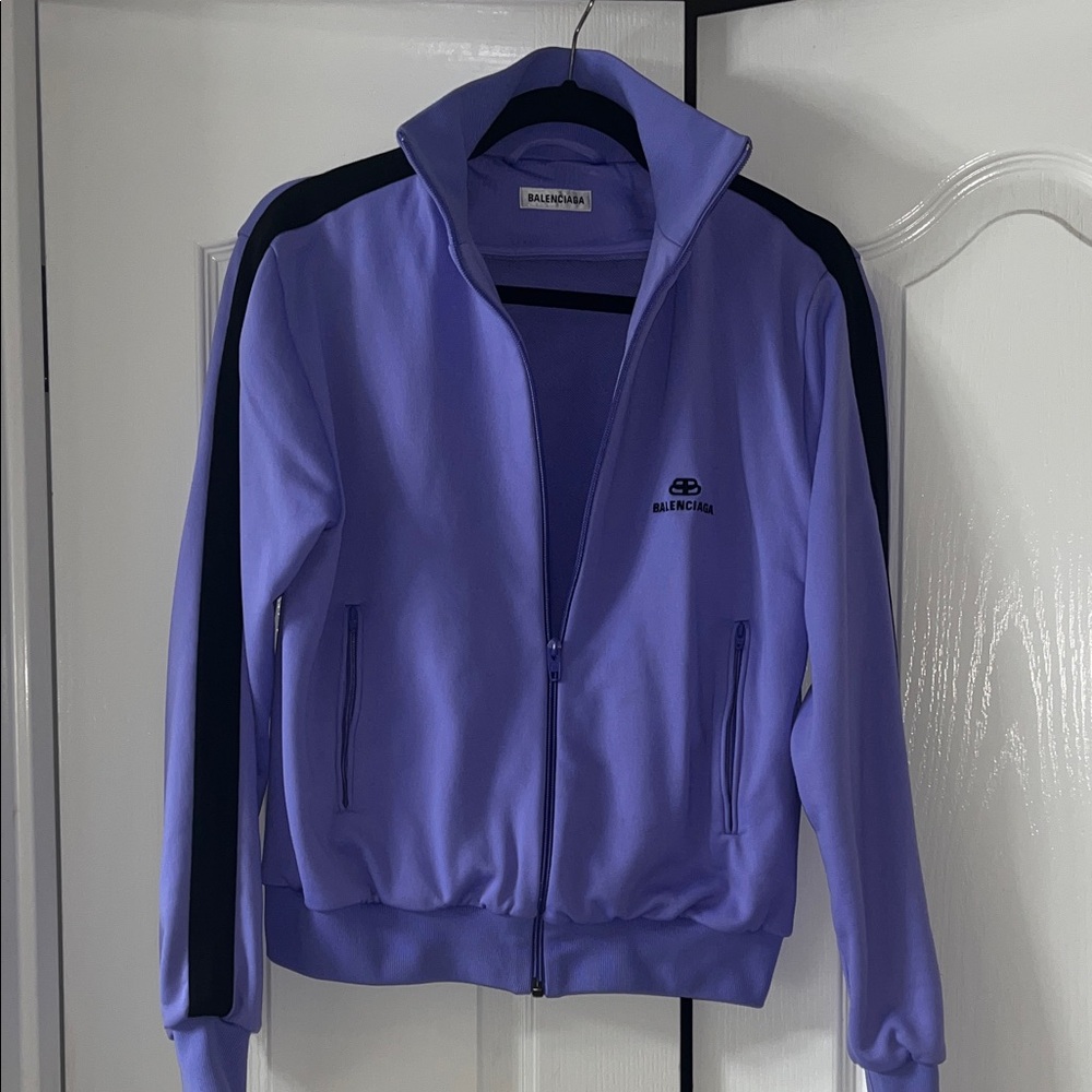 Balenciaga Tracksuit Jacket in Lilac and Black 
Sz 36 (US-small)
